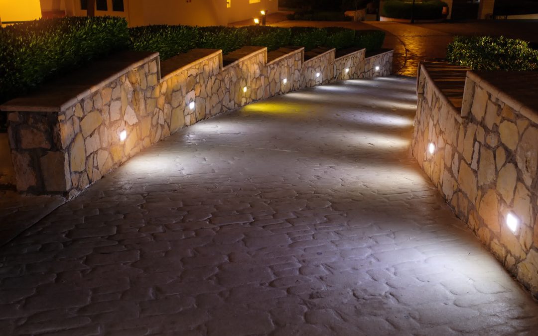 How Landscape Lighting Enhances Your Home’s Value and Appeal